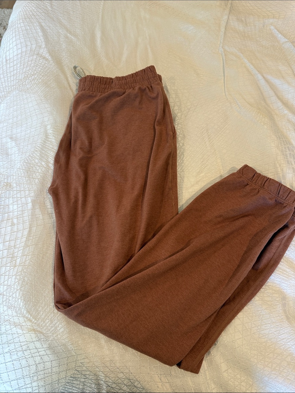Vuori Rust Brown Lounge joggers